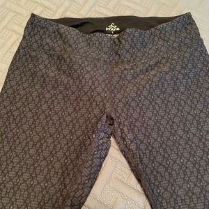 Prana yoga/workout capris
